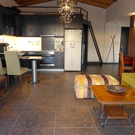 Wide-View & Quiet Apartment Chania Chania  Exteriör bild